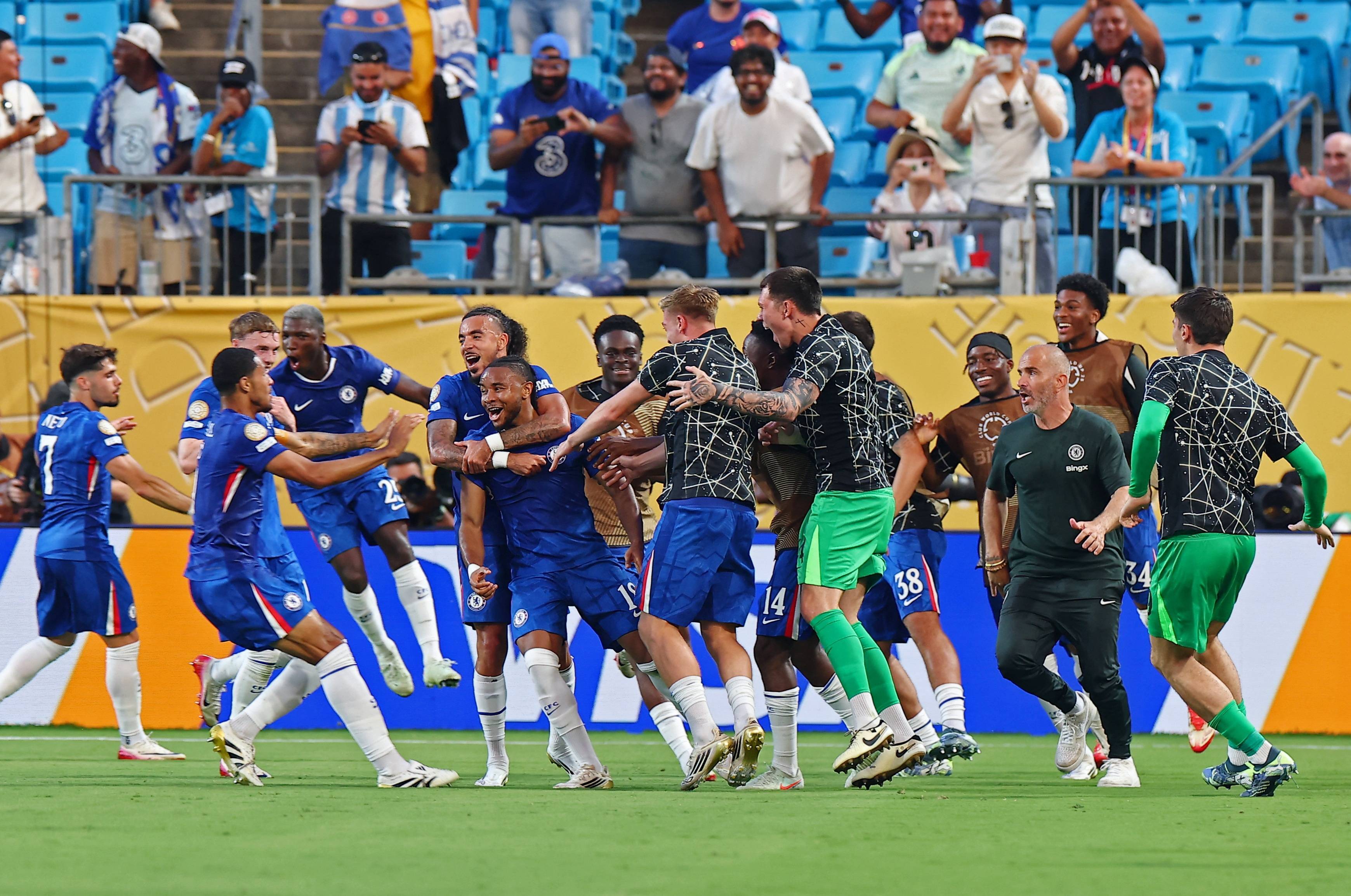 切尔西完胜英格兰，奥亚尔萨瓦尔点燃赛场