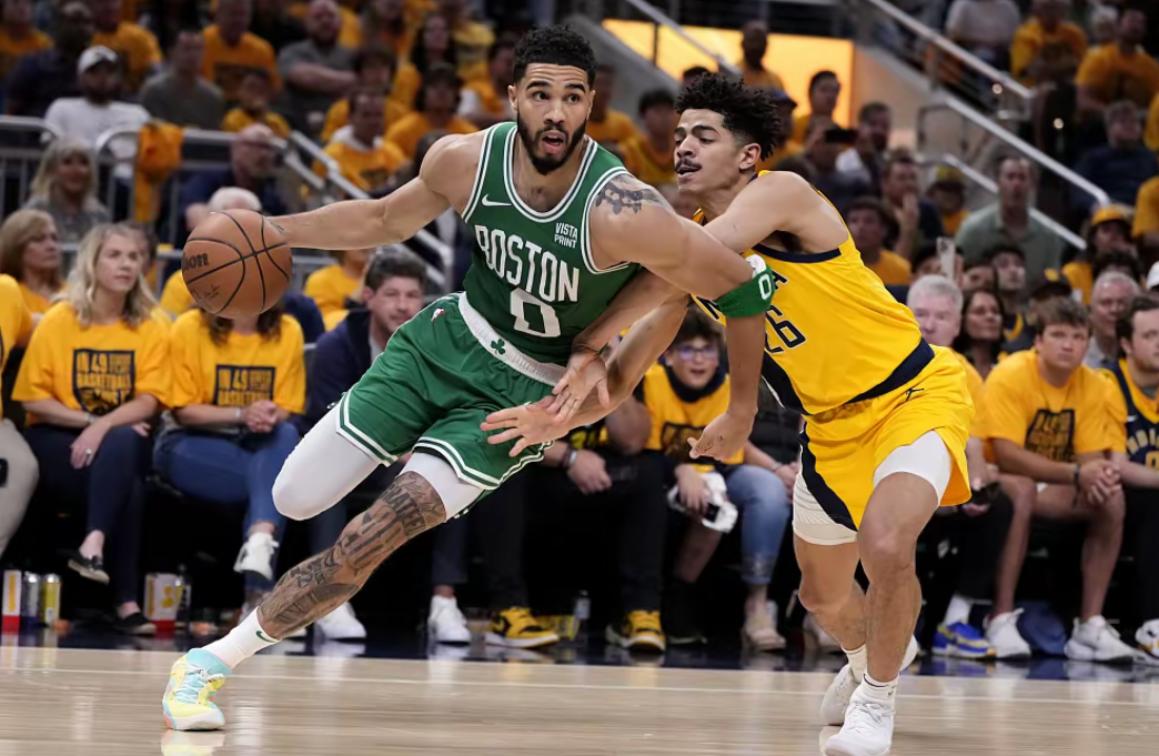 凯尔特人碾压浙江队，利拉德带队取胜