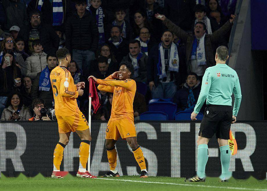 皇马横扫勒沃库森，奥亚尔萨瓦尔关键制胜